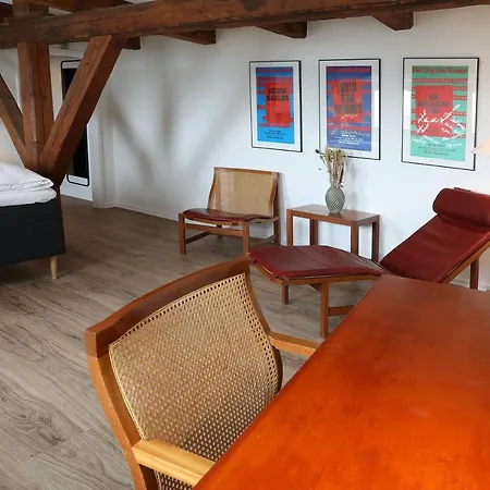 Hotel Steenbergs 3*