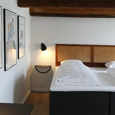 Steenbergs Hotel 3*