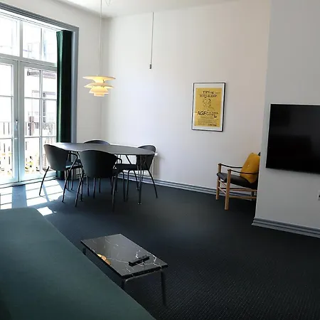 Steenbergs 3*