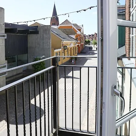 Steenbergs 3*