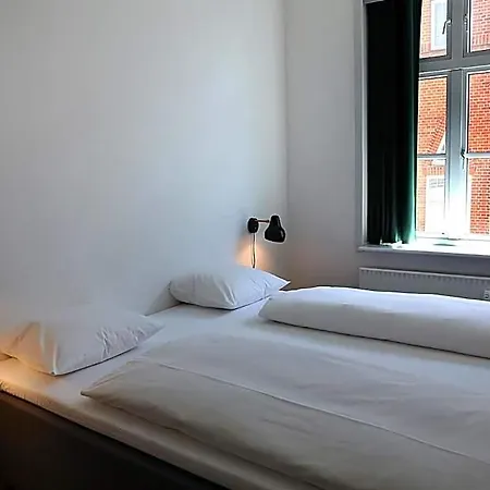 Steenbergs 3*